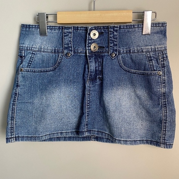 Dei Dresses & Skirts - DEI Women's Denim Mini Jean‎ Skirt Size 5/6
